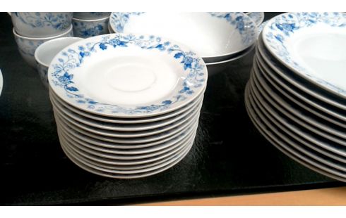 SERVICE PORCELAINE BLANCHE BLEUE