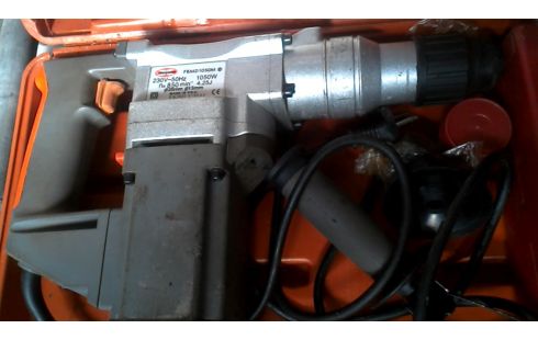 MARTEAU PERFORATEUR