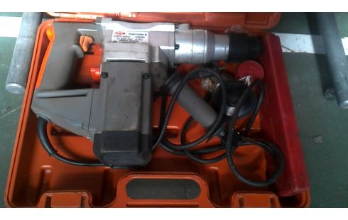 MARTEAU PERFORATEUR