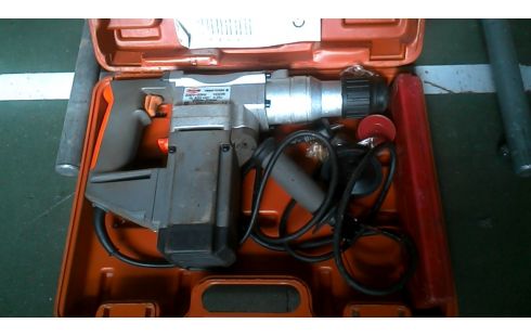 MARTEAU PERFORATEUR