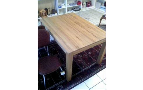 TABLE DE SALLE A MANGER