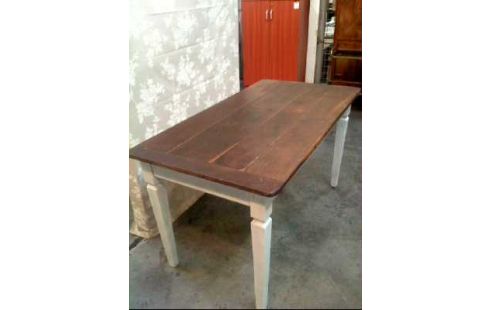 MESA DE COMEDOR