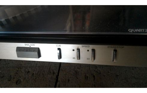 PLATTENSPIELER SANYO