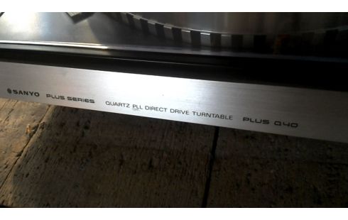 PLATTENSPIELER SANYO