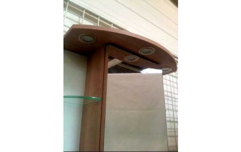 ARMOIRE DE TOILETTE
