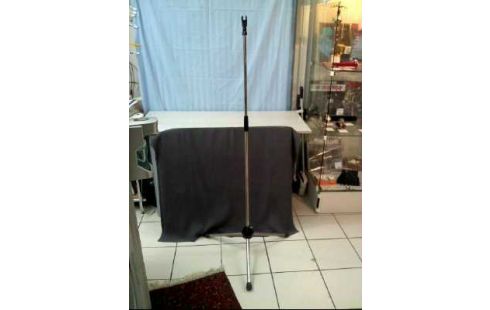 MIKROFONSTÄNDER <SHURE> VERSTELLBAR