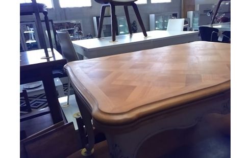 TABLE STYLE LOUIS XV