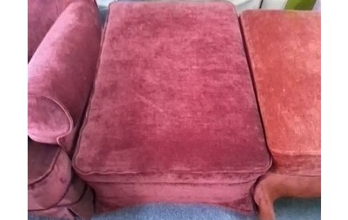 POUF ROUGE RECTANGULAIRE