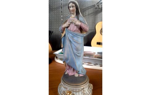 STATUE PORZELLAN