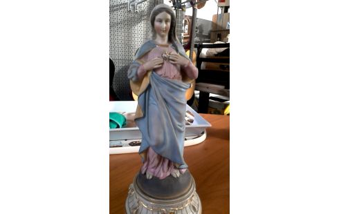 STATUE PORZELLAN
