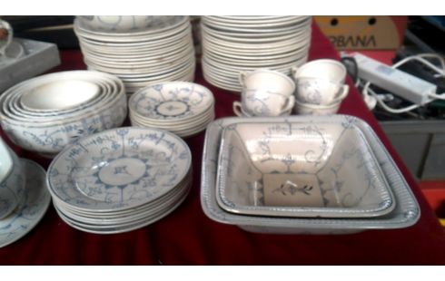 SERVICE WEISS BLAU