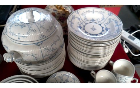 SERVICE WEISS BLAU