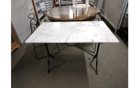 TABLE BISTROT MARBRE