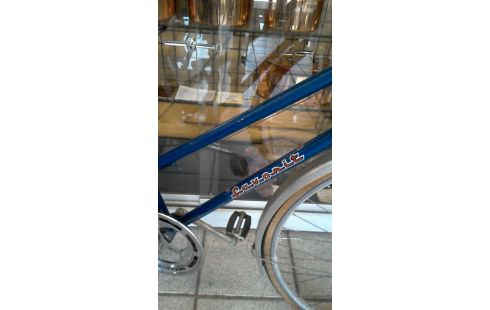 FAHRRAD IM VINTAGE-STIL
