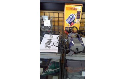CHARGEUR DE BATTERIE CARREFOUR