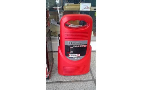 CHARGEUR DE BATTERIE TESTEUR DÉMAREUR