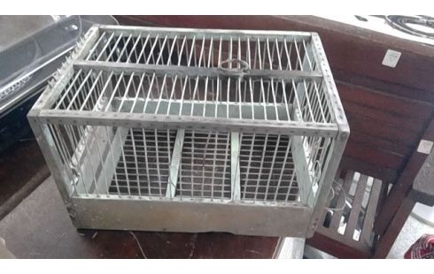 CAGE A OISEAU  EN L' ETAT