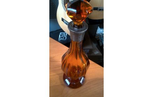 JARRA. PARDO CRISTAL PLATEADO