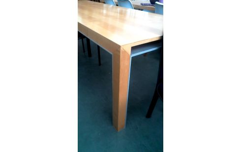 TABLE DE SALLE A MANGER FRENE ALUMINIUM