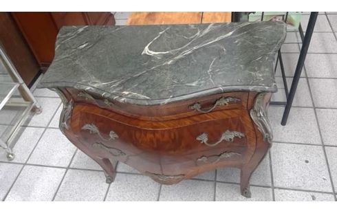 COMMODE TOMBEAU EN  L'ETAT