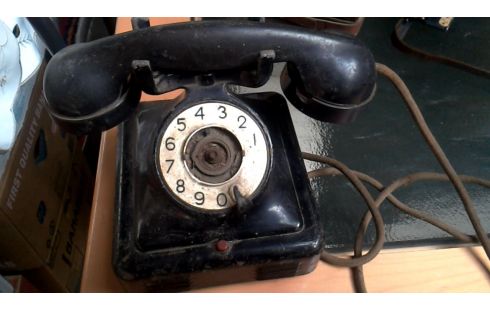 TELEFON BAKELIT ANTIK