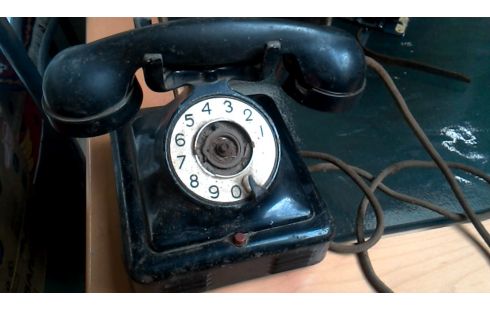 TELEFON BAKELIT ANTIK
