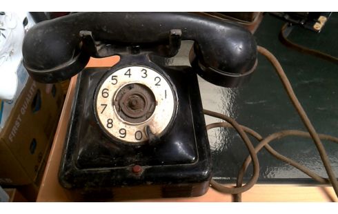 TELEFON BAKELIT ANTIK