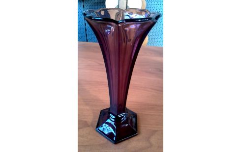 VASE, , TROMPETTE BORDEAUX GLACE