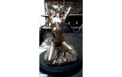 STATUE FEMME, , NU MAILLECHORT