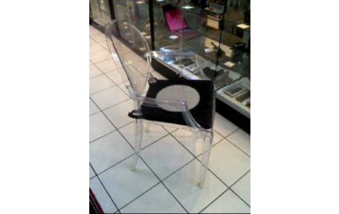 CHAISE
