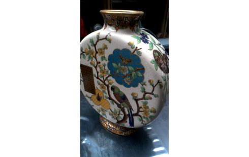 VASE STYLE ORIENTAL