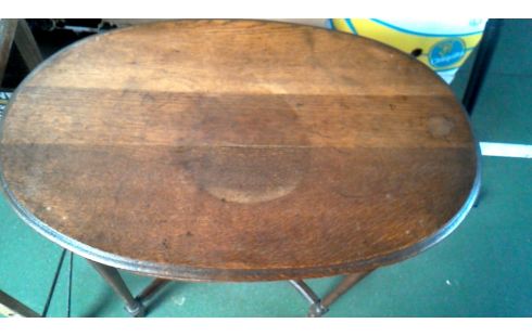 TABLE D'APPOINT OVALE ORME