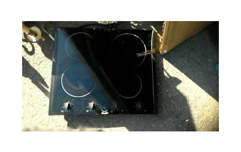 PLAQUE DE CUISSON  VITRO 4FEUX SAUTER
