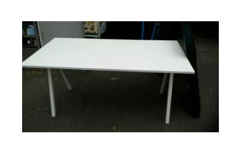 BUREAU BLANC 