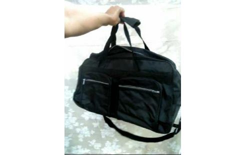 BOLSA DE VIAJE NEGRO