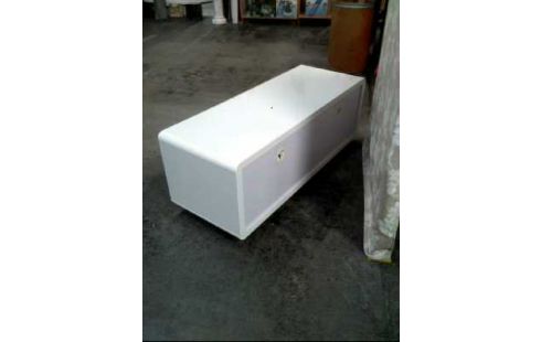 TABLE TV