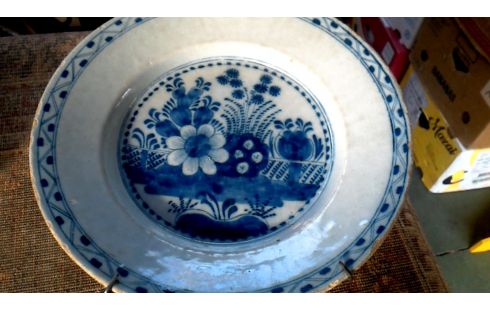 ASSIETTE ANTIQUE DELFT BLANCHE BLEUE