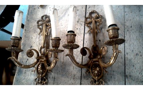 MUURLAMP LOT VAN 2