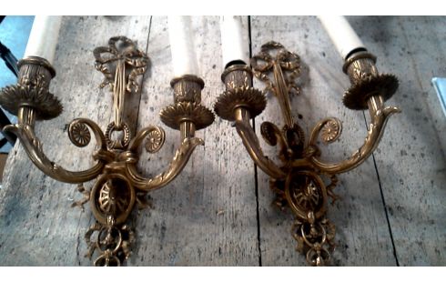 MUURLAMP LOT VAN 2
