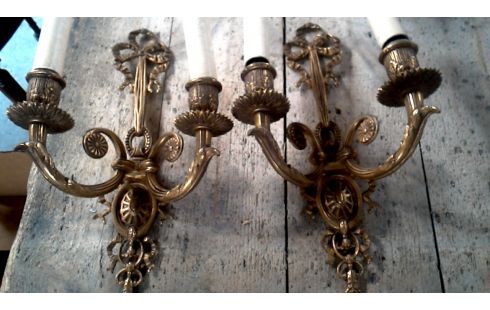 MUURLAMP LOT VAN 2
