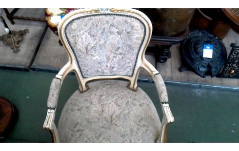CHAISE BRANCHE STYLE LOUIS XVI