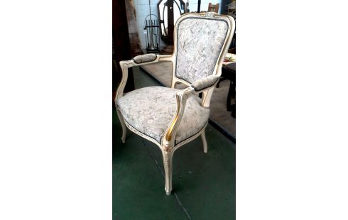 CHAISE BRANCHE STYLE LOUIS XVI