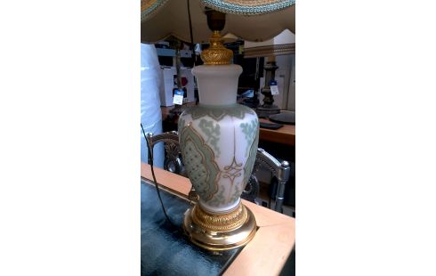 LAMPADAIRE, , OPALINE LAITON ORIENTAL
