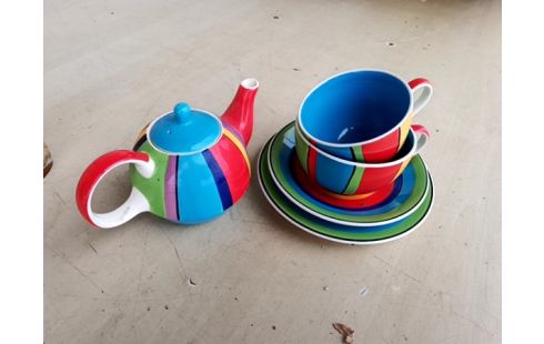 SERVICE A CAFE COLORÉ