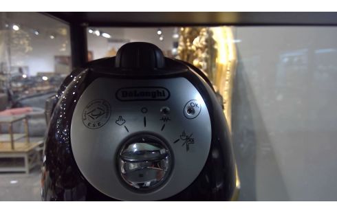 MACHINE À CAFÉ EXPRESSO DELONGHI