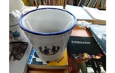 SEAU BLANC CONTOUR BLEU