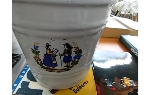 SEAU BLANC CONTOUR BLEU