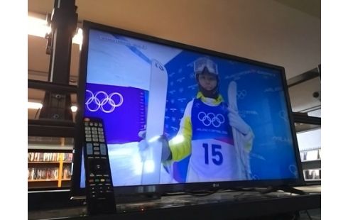 TELEVISEUR LG 80CM / SMART TV / TELECOMMANDE