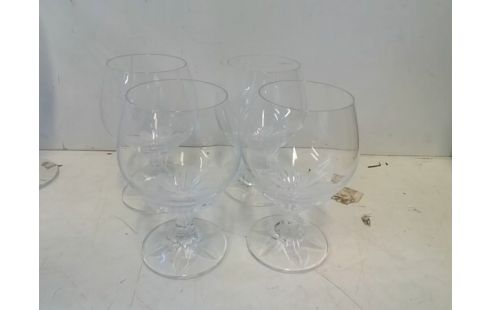 LOT DE 4 VERRES PM