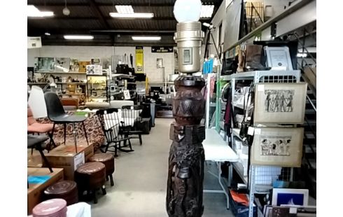 PIED DE LAMPADAIRE BOIS EXOTIQUE SCULPTÉ